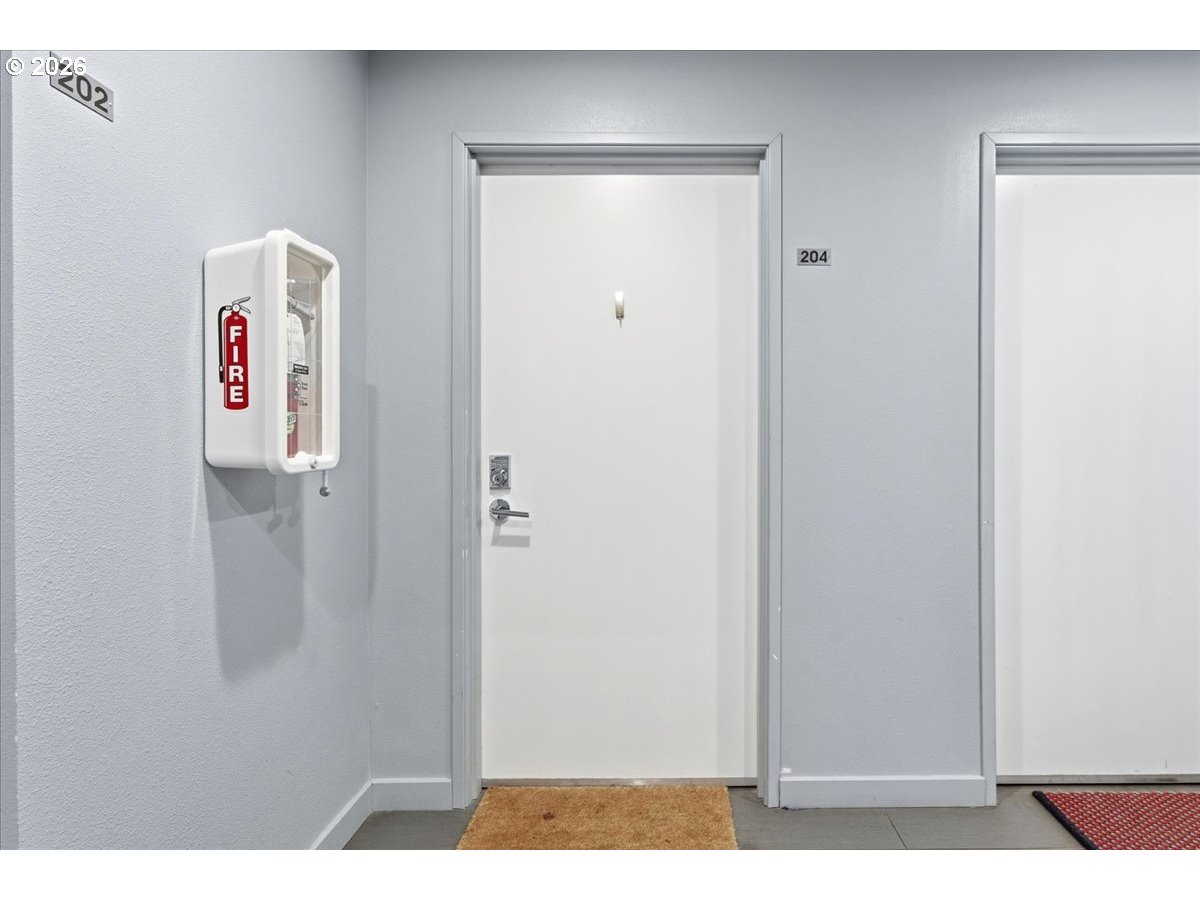 1480 N JARRETT ST 204