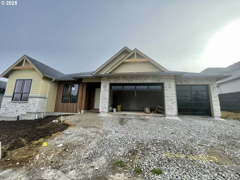 12303 NW 17TH AVE Vancouver WA 98685