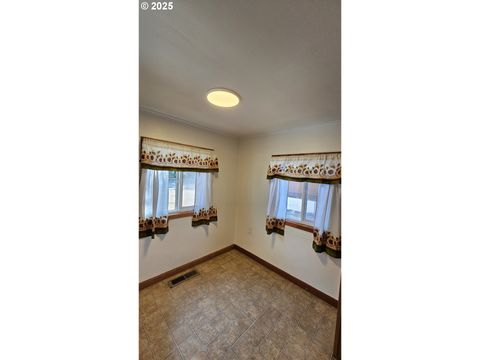 Tiny photo for 47861 Commercial St, Oakridge, OR 97463 (MLS # 649006952)
