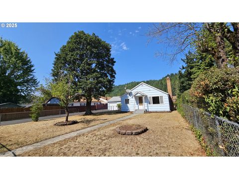 Tiny photo for 47861 Commercial St, Oakridge, OR 97463 (MLS # 649006952)