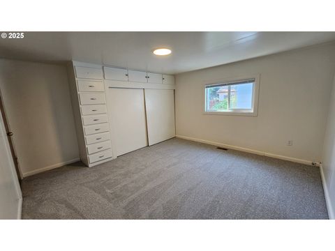 Tiny photo for 47861 Commercial St, Oakridge, OR 97463 (MLS # 649006952)