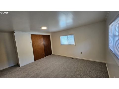 Tiny photo for 47861 Commercial St, Oakridge, OR 97463 (MLS # 649006952)