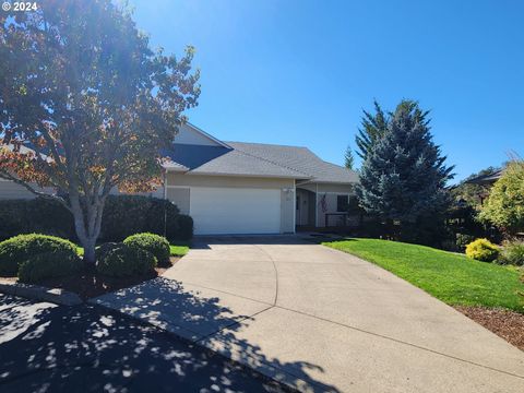 A home in Roseburg