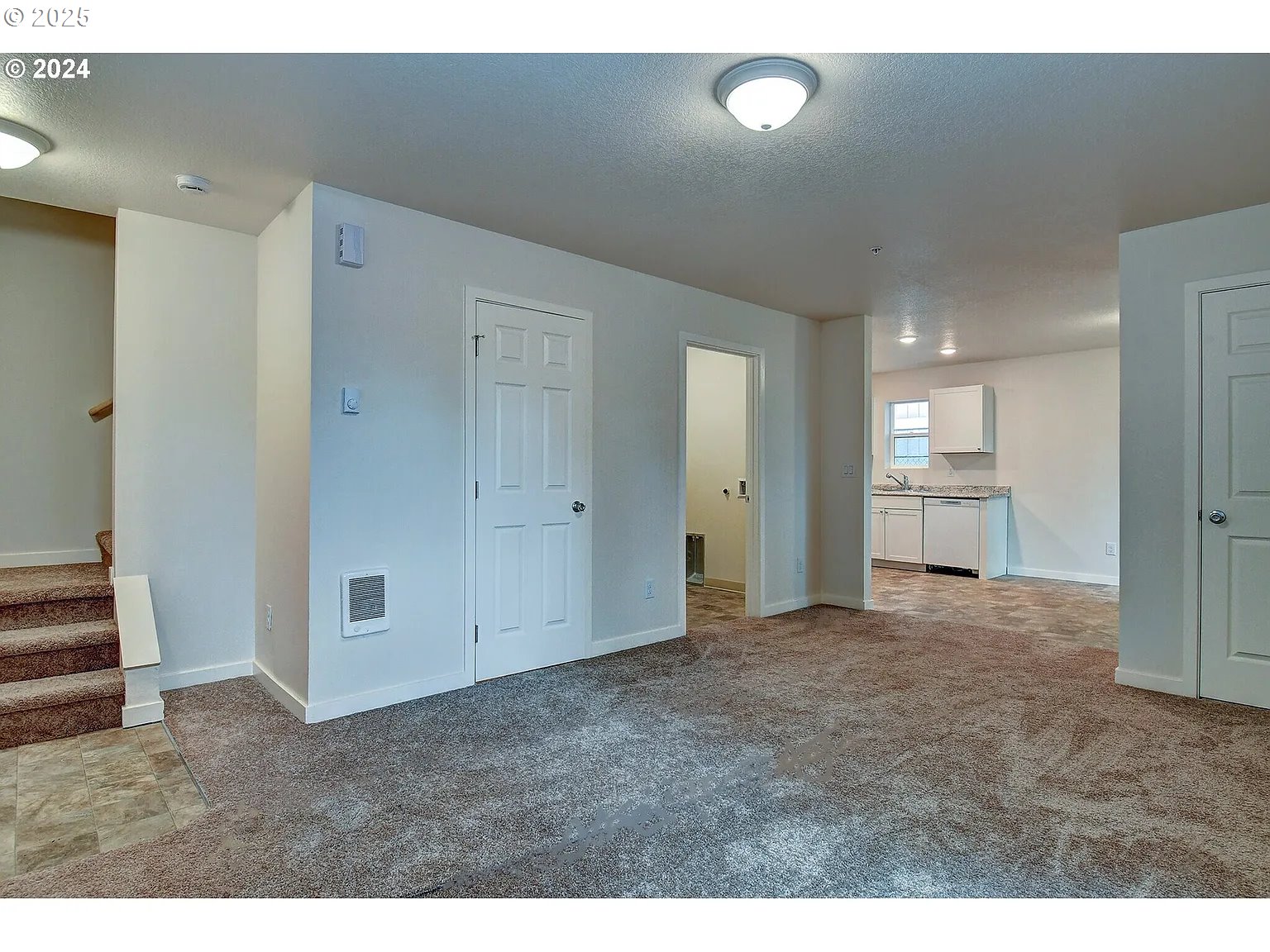 263 20TH AVE