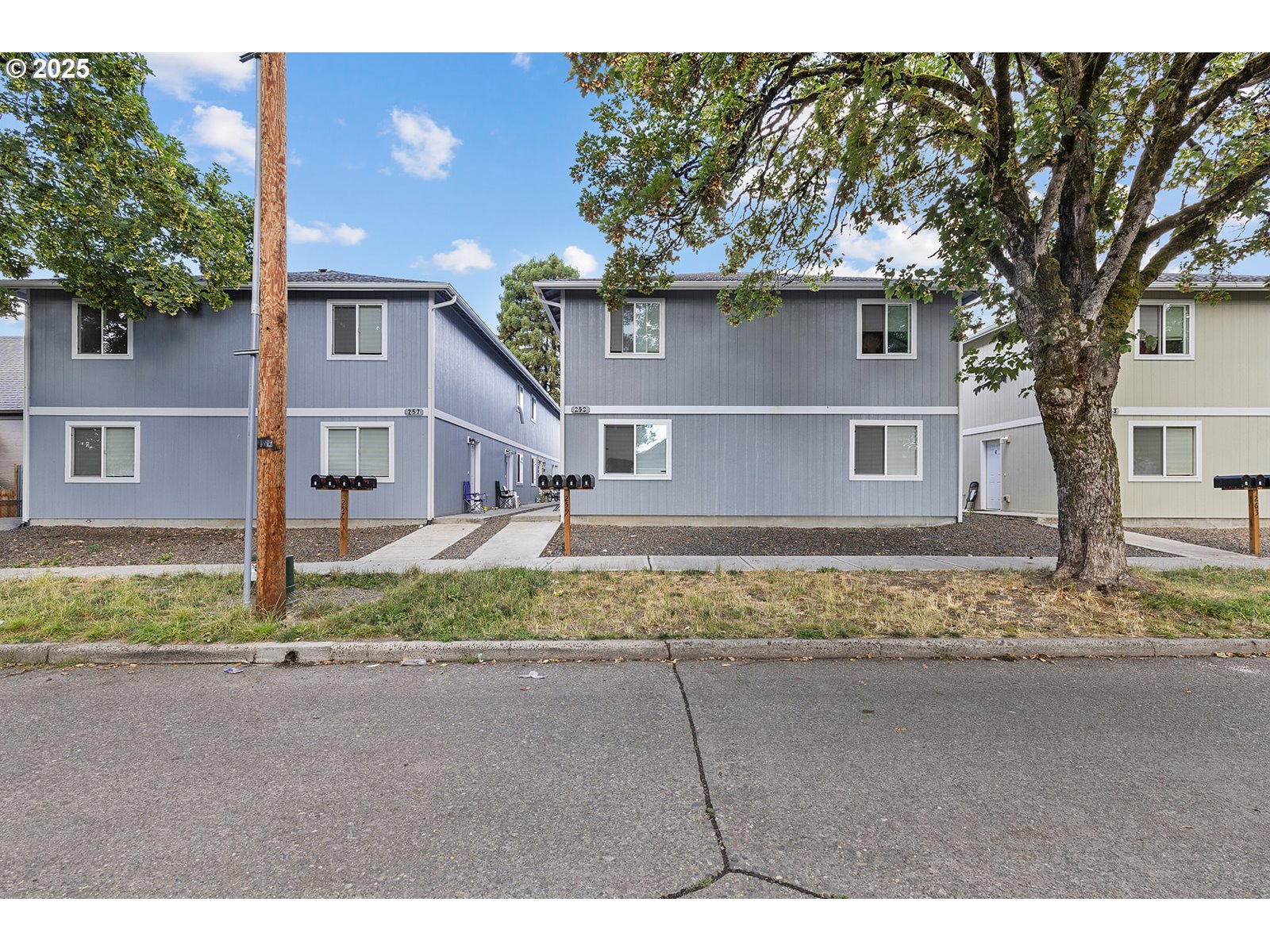 263 20TH AVE