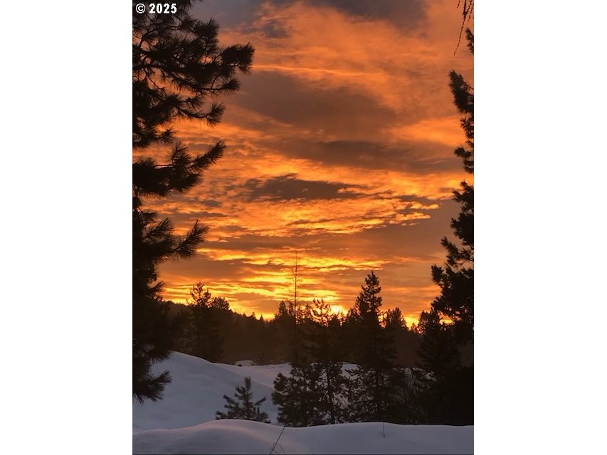 605 Sumpter Valley HWY 203
