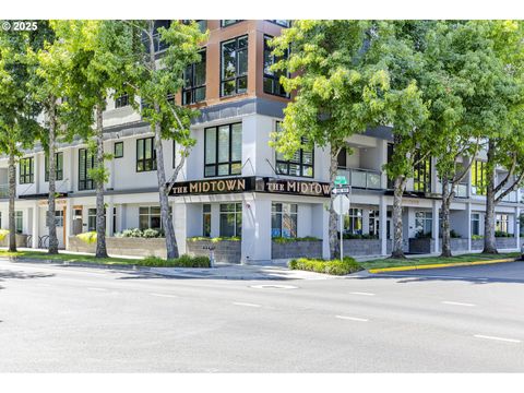 1600 PEARL ST 303 Eugene OR 97401