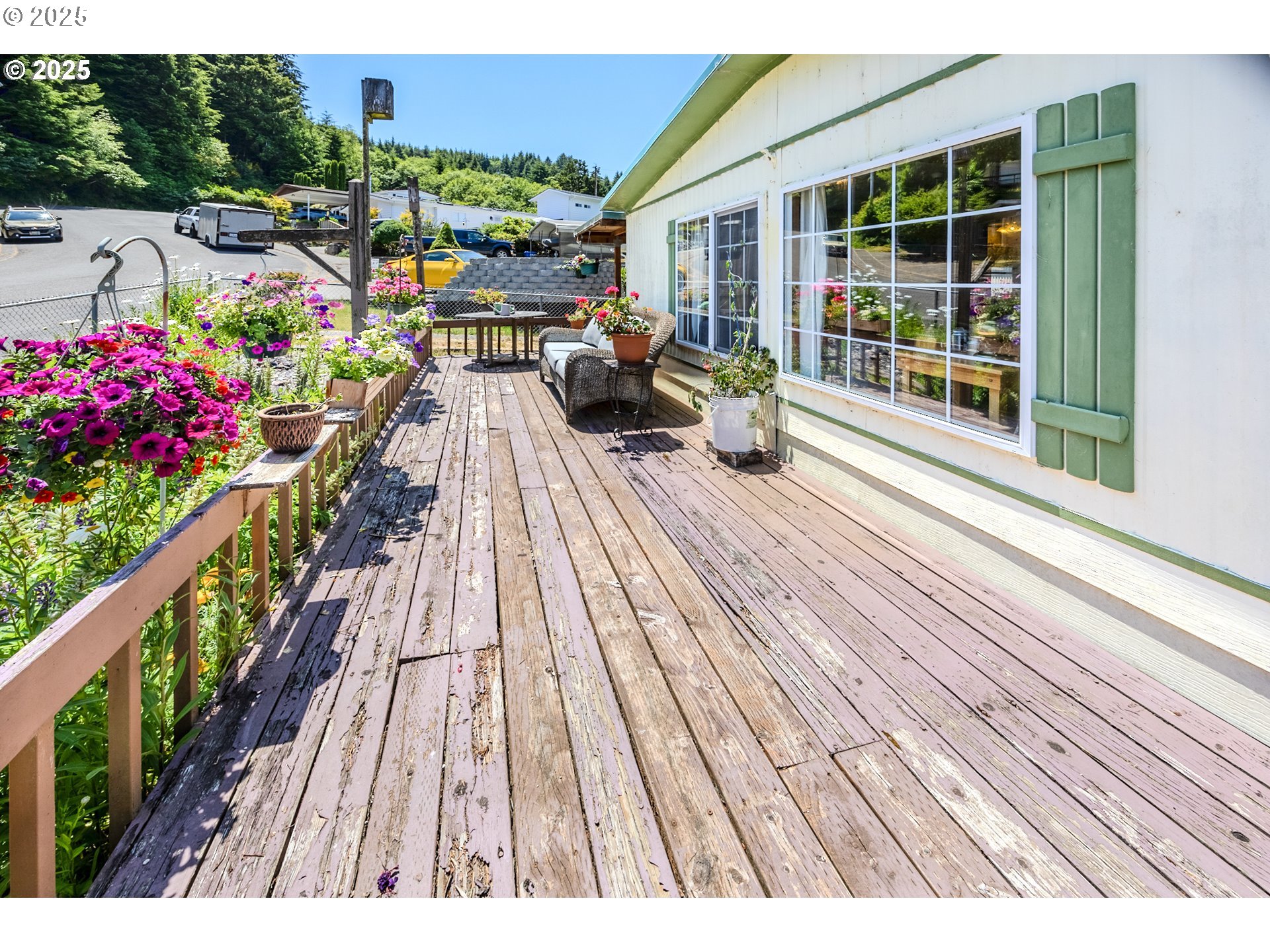 847 VISTA CT