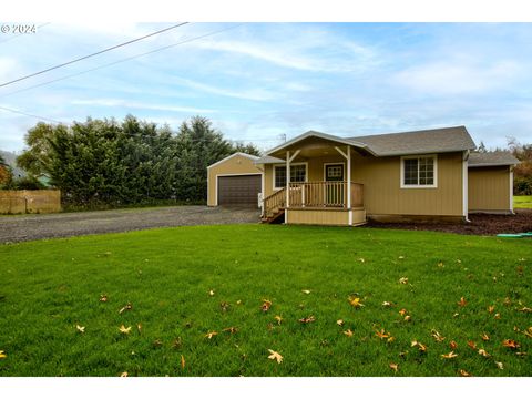 A home in Sutherlin