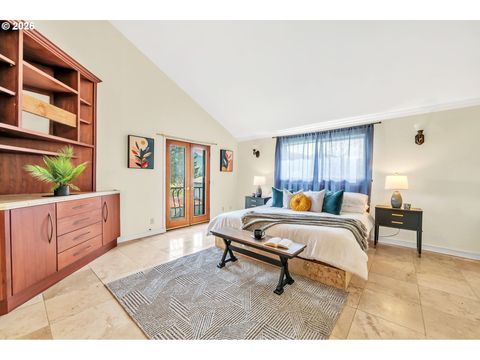 Tiny photo for 82537 Greenwood St, Creswell, OR 97426 (MLS # 654293115)