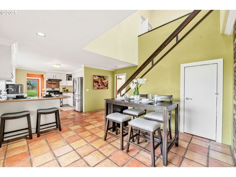 Tiny photo for 82537 Greenwood St, Creswell, OR 97426 (MLS # 654293115)