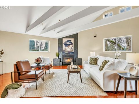 Tiny photo for 82537 Greenwood St, Creswell, OR 97426 (MLS # 654293115)