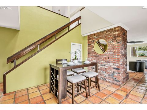 Tiny photo for 82537 Greenwood St, Creswell, OR 97426 (MLS # 654293115)