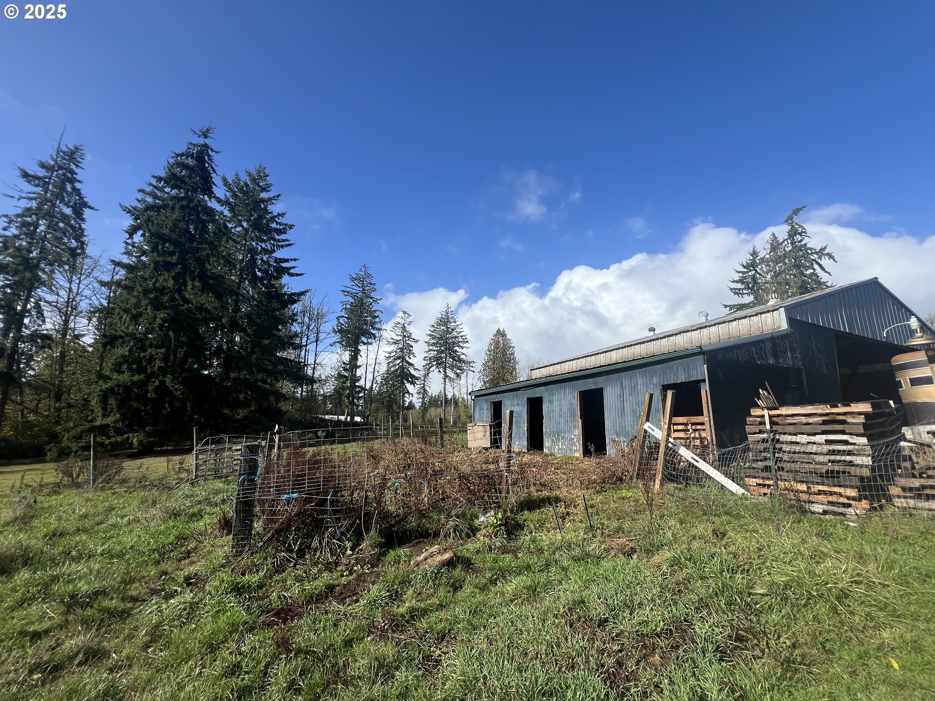 24853 Warren RD