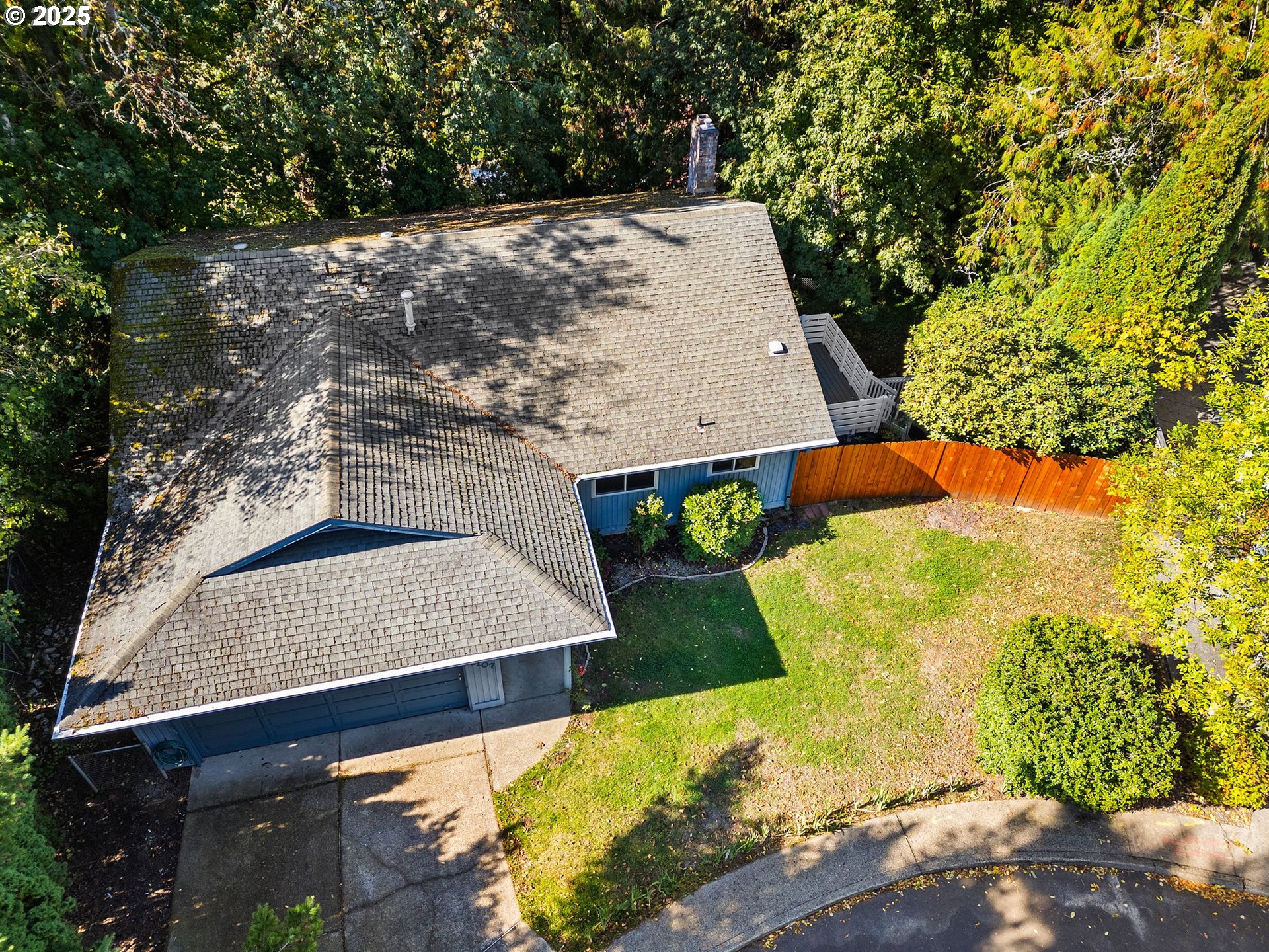 1107 MEADOWVIEW CT