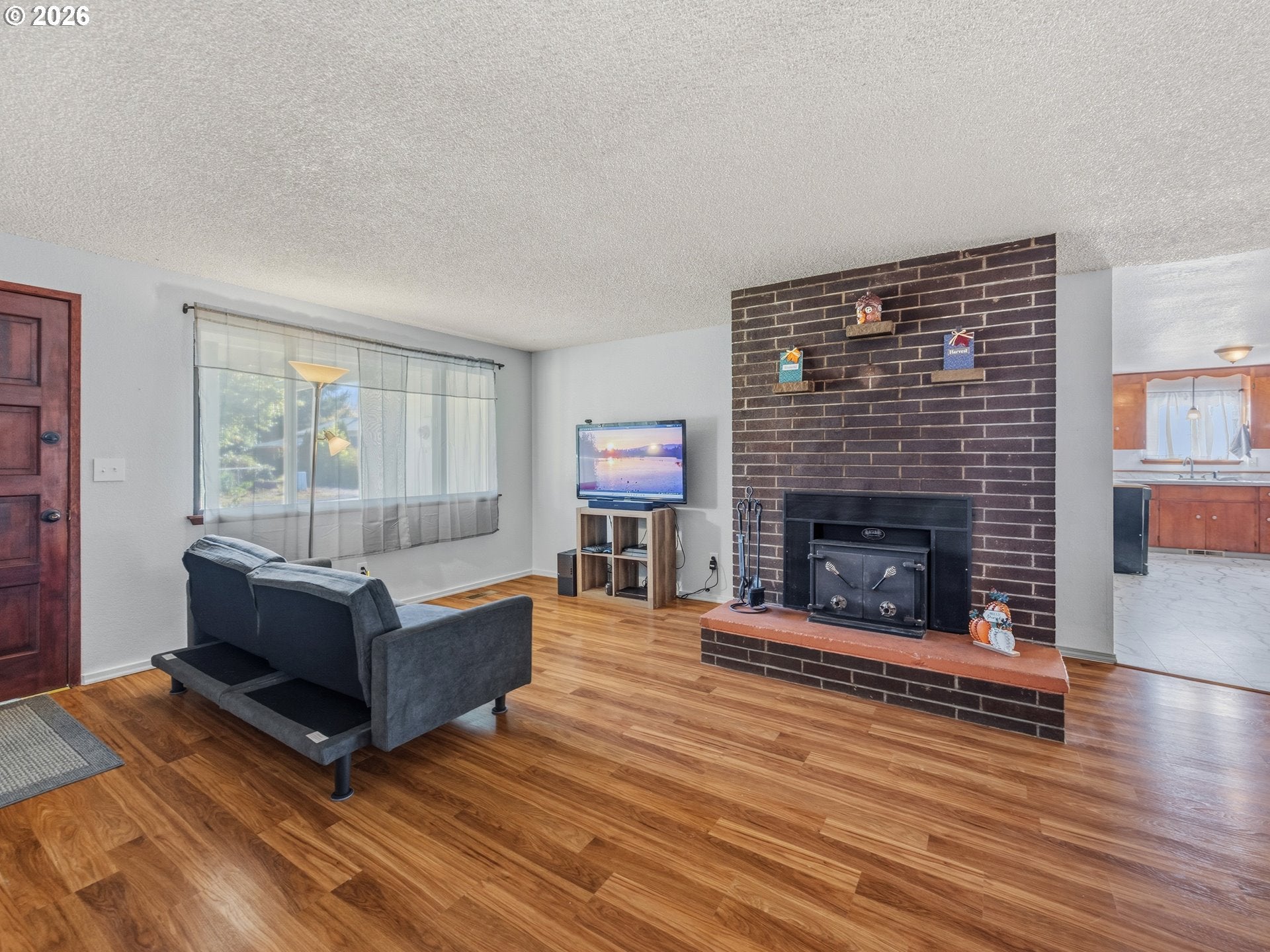 550 WALNUT ST