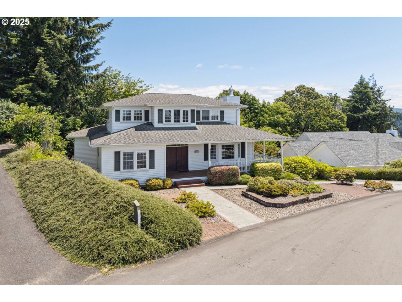 3636 OCEAN VIEW DR