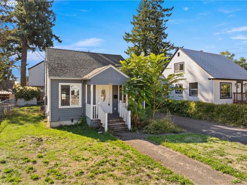 5302 SE FLAVEL ST Portland OR 97206
