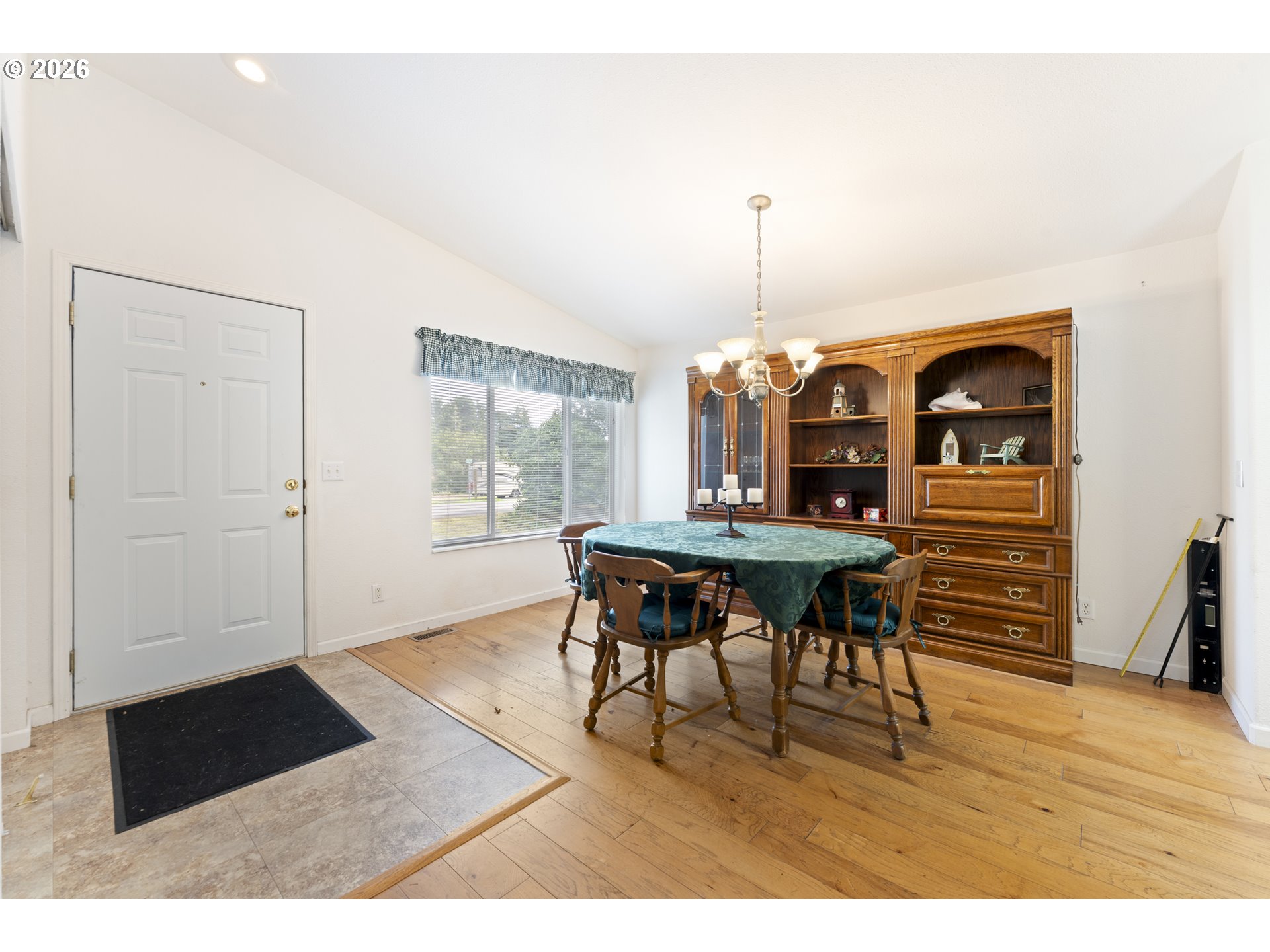 1600 RHODODENDRON DR 309