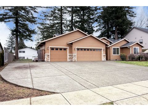 A home in Wood Village