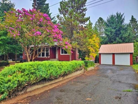 1463 KENDALL ST Roseburg OR 97471