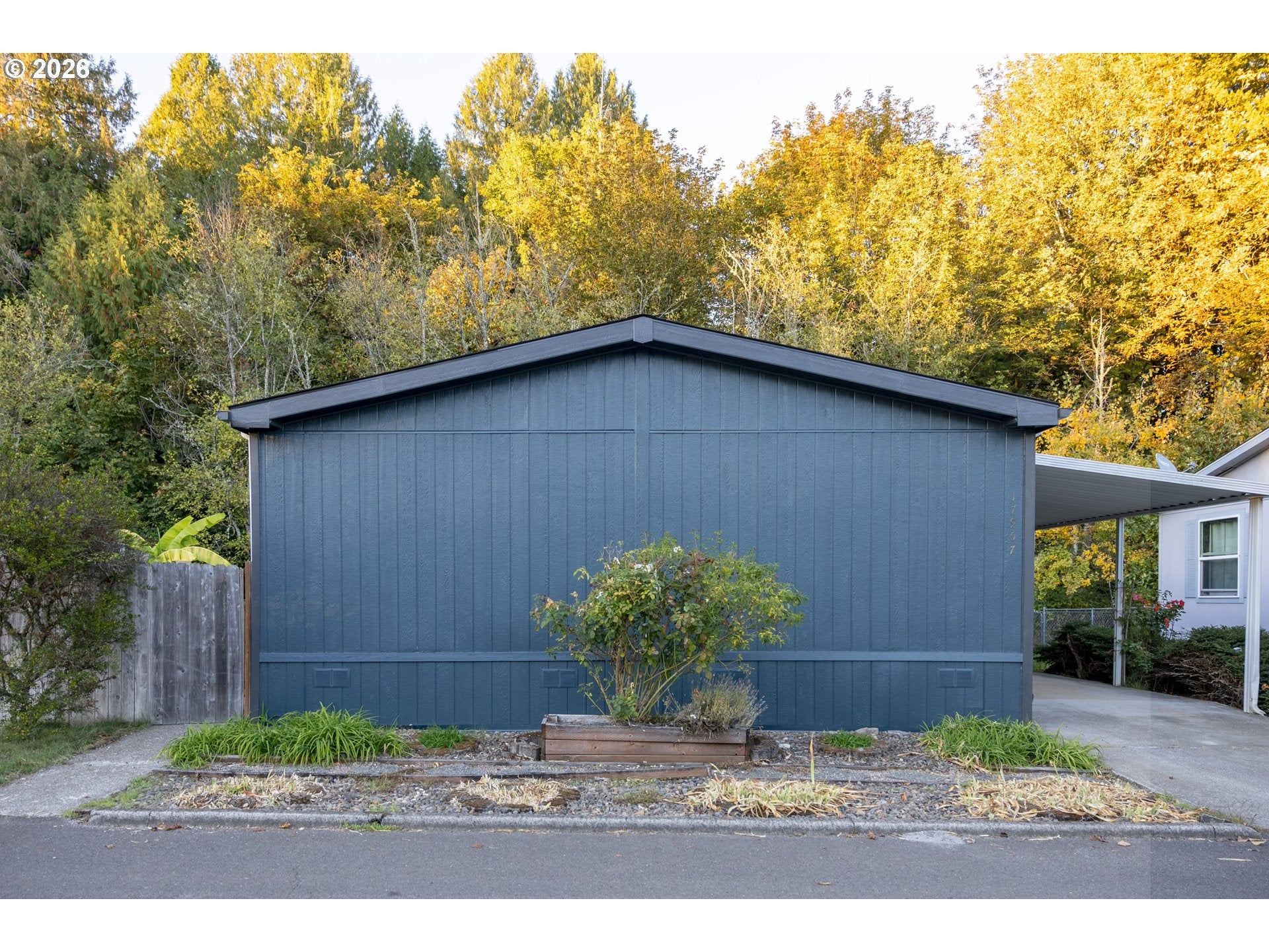 17957 S COUNTRY VILLAGE DR