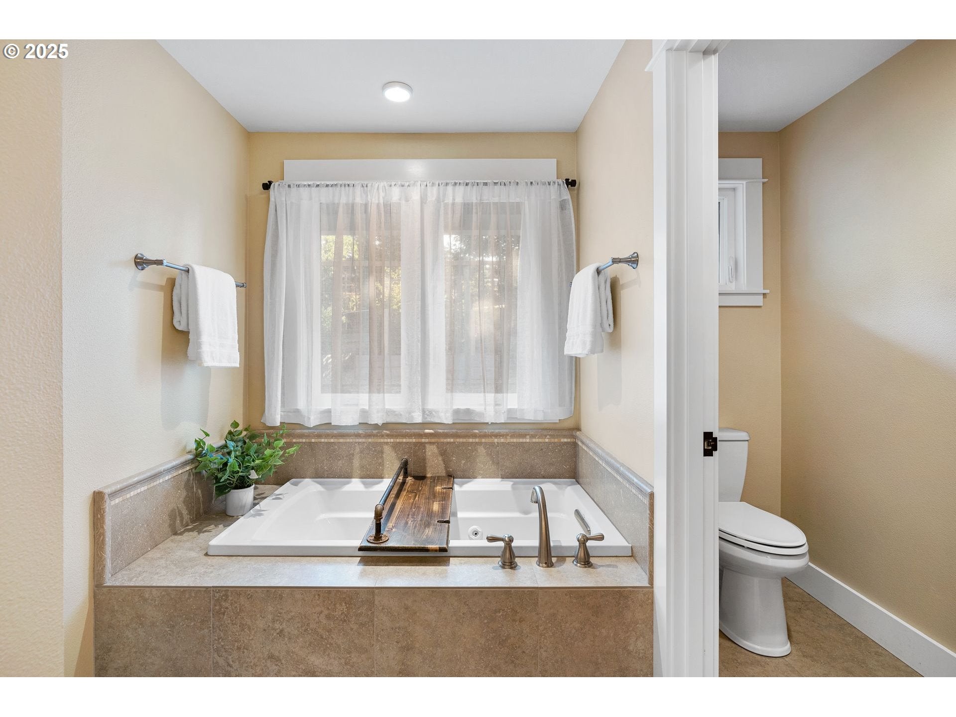29965 SW Buckhaven Rd, Hillsboro, OR, 97123, USA, 3 Bedrooms Bedrooms, ,3 BathroomsBathrooms,Residential,Active,29965 SW Buckhaven Rd,515462920
