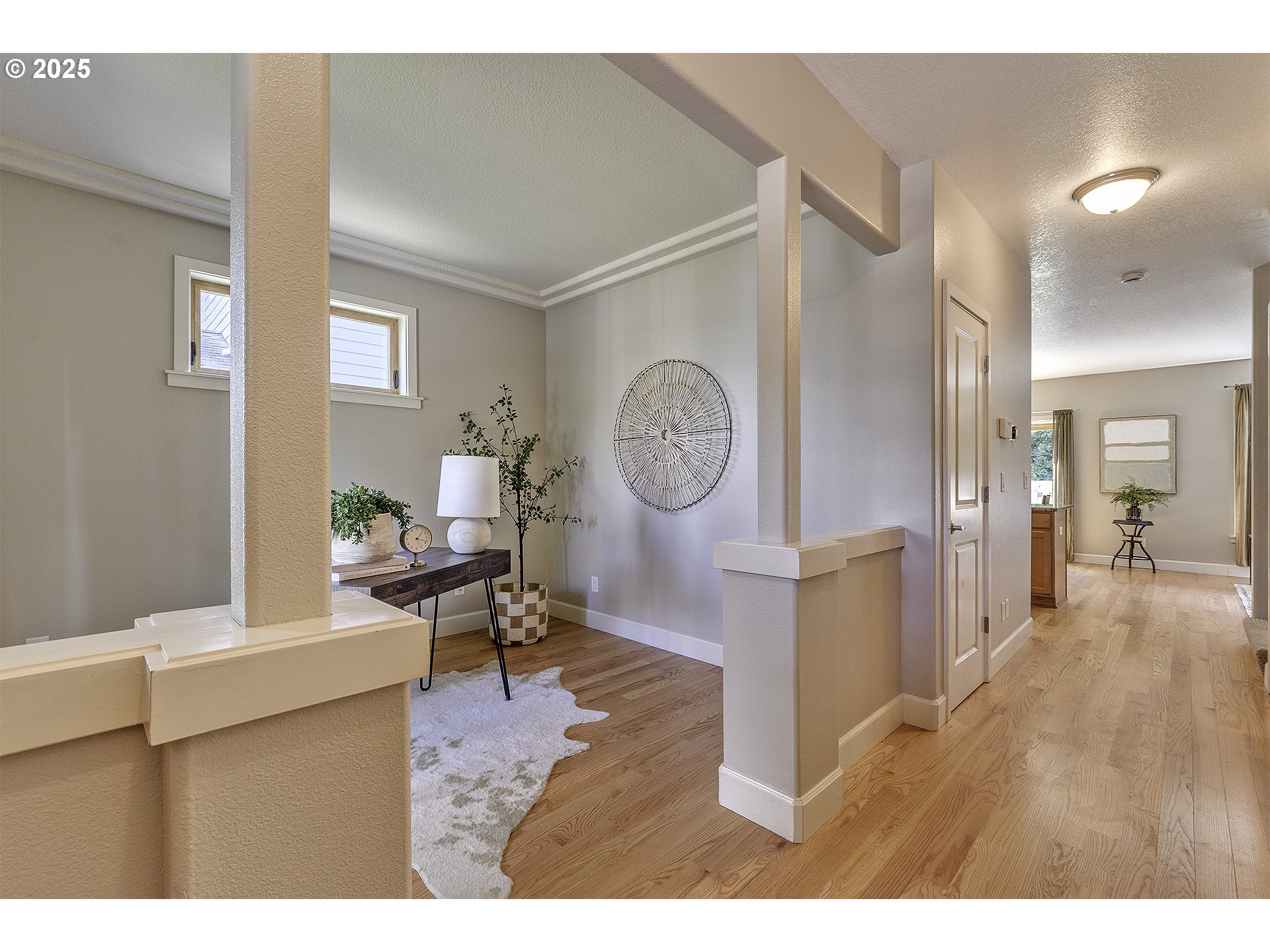 1260 HARTFORD DR