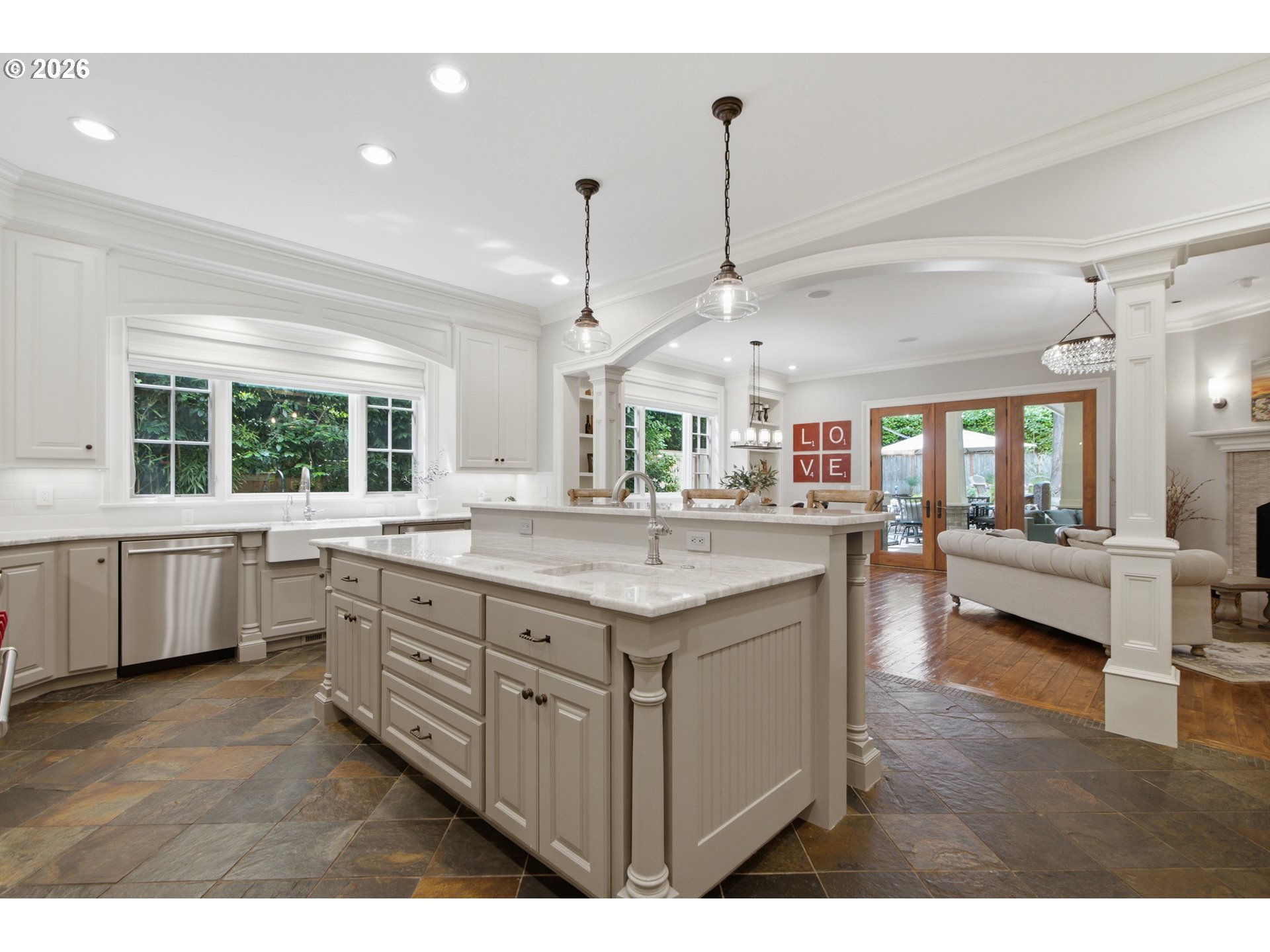 1093 CHANDLER RD