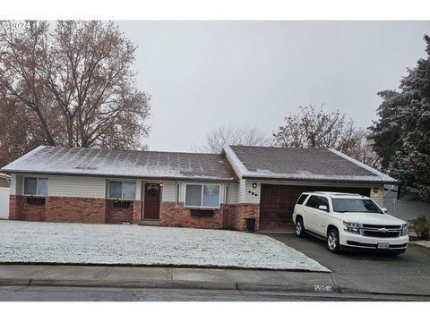 A home in Hermiston