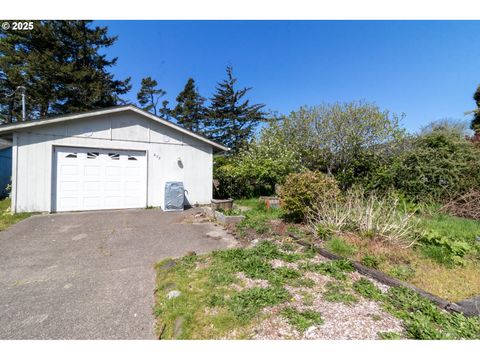 975 KINGWOOD ST Florence OR 97439