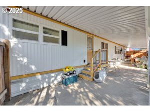 157 N 12TH ST 3