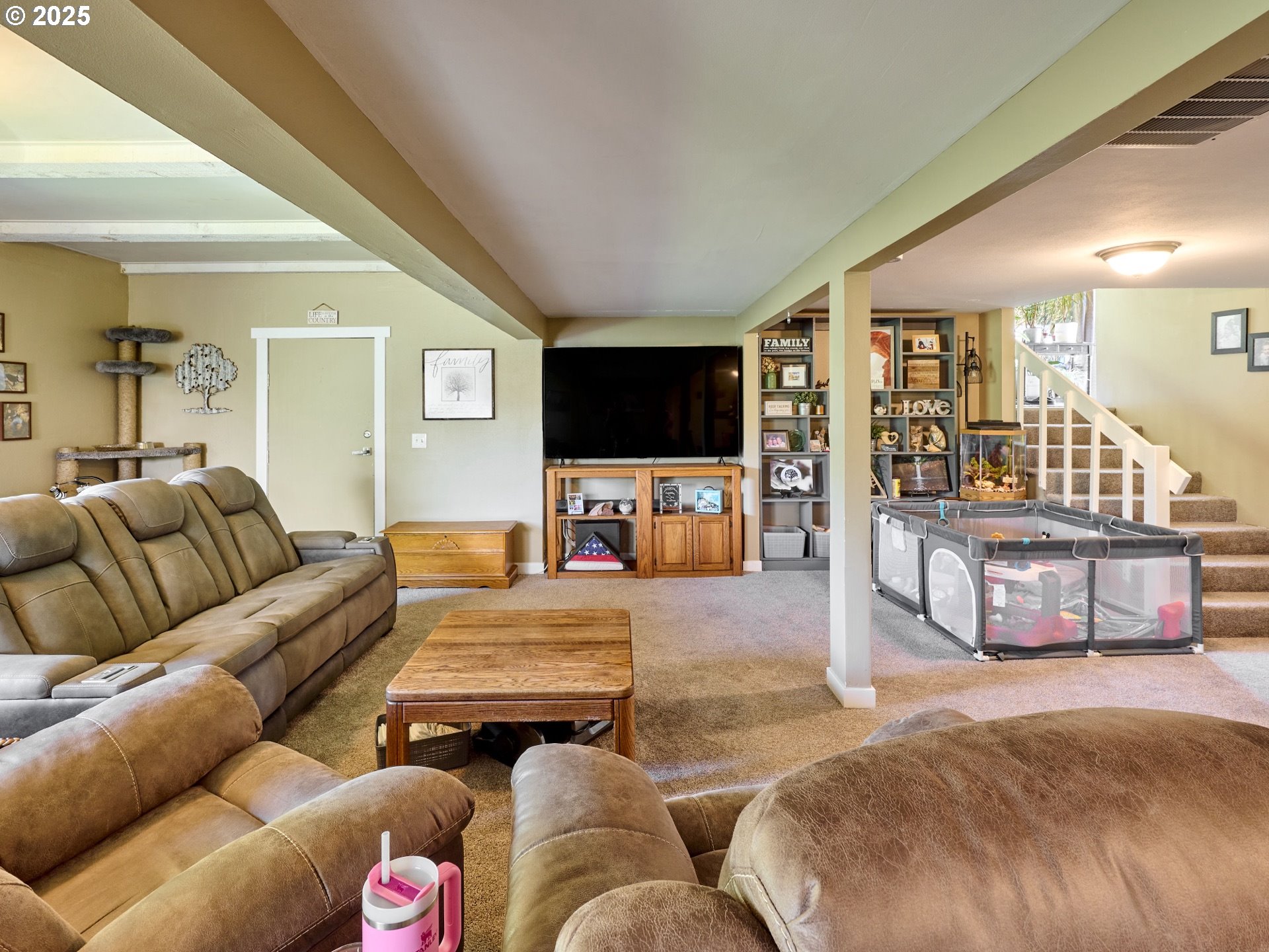 Mulino, Oregon 97042, United States, 4 Bedrooms Bedrooms, ,2 BathroomsBathrooms,Residential,Active,108402