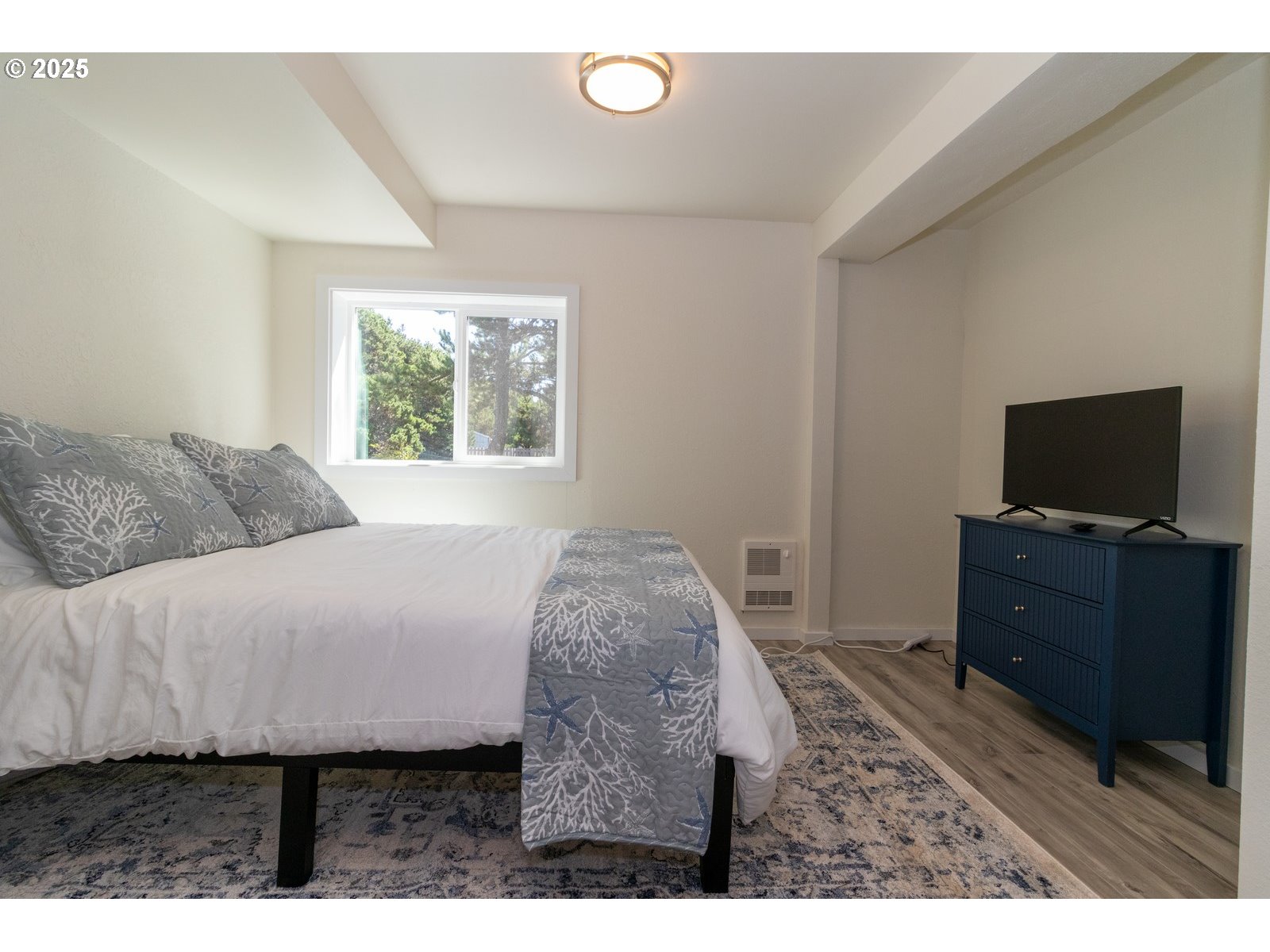 Florence, Oregon 97439, United States, 5 Bedrooms Bedrooms, ,3 BathroomsBathrooms,Residential,Active,40164