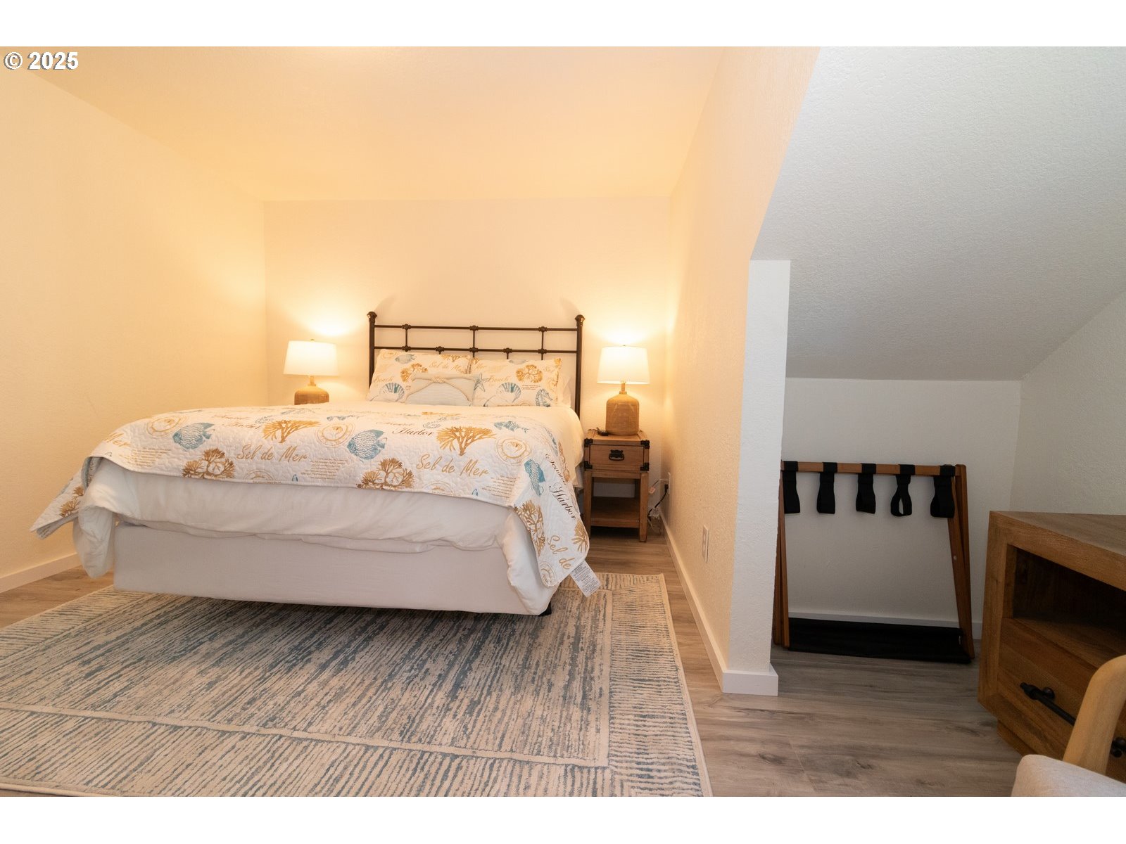 Florence, Oregon 97439, United States, 5 Bedrooms Bedrooms, ,3 BathroomsBathrooms,Residential,Active,40164