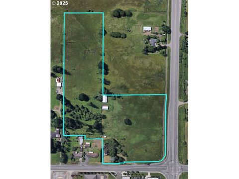 Photo of 719 SW Eaton Blvd, Battle Ground, WA 98604 (MLS # 362605804)