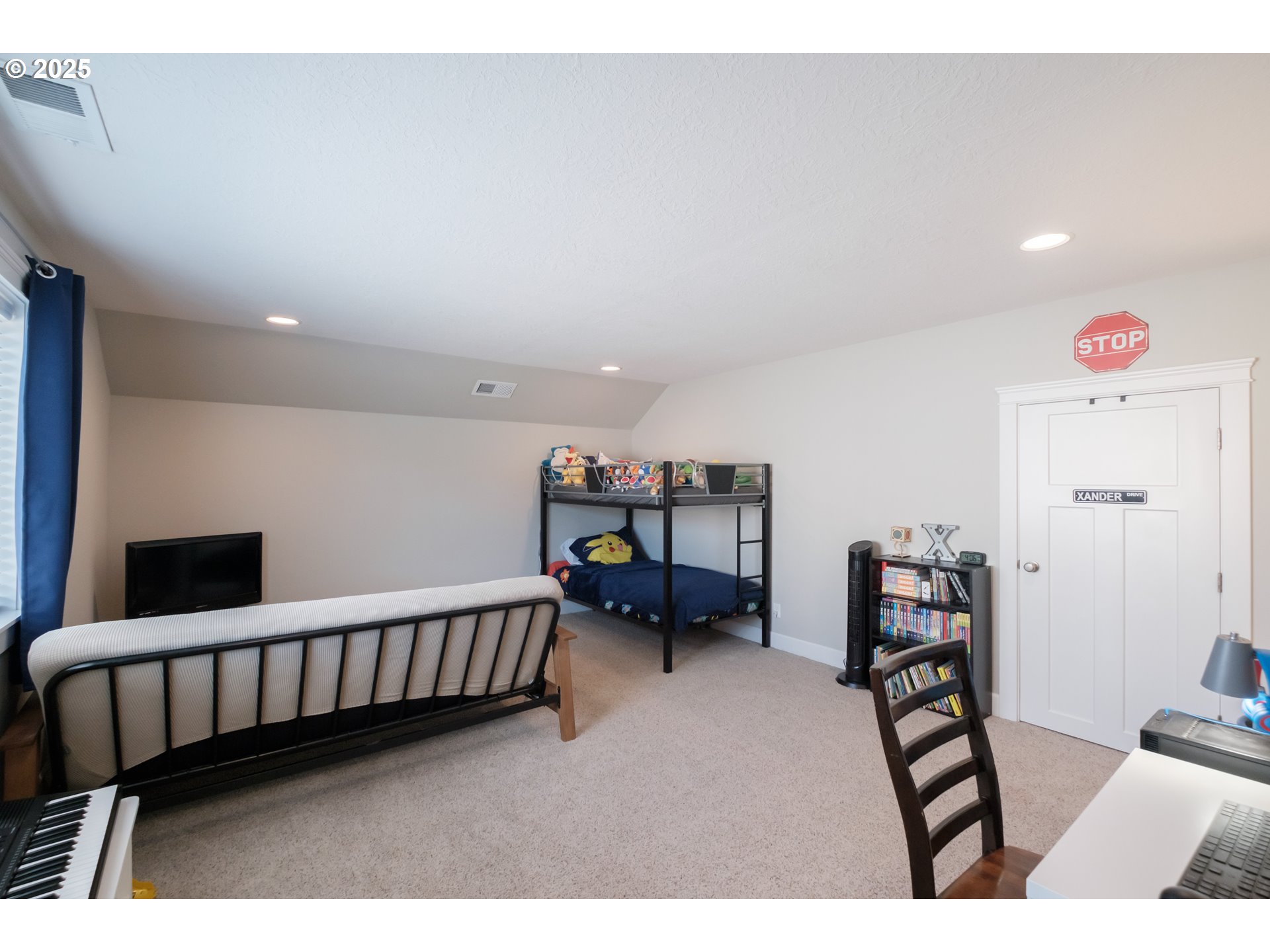 Turner, Oregon 97392, United States, 4 Bedrooms Bedrooms, ,2 BathroomsBathrooms,Residential,Pending,154465