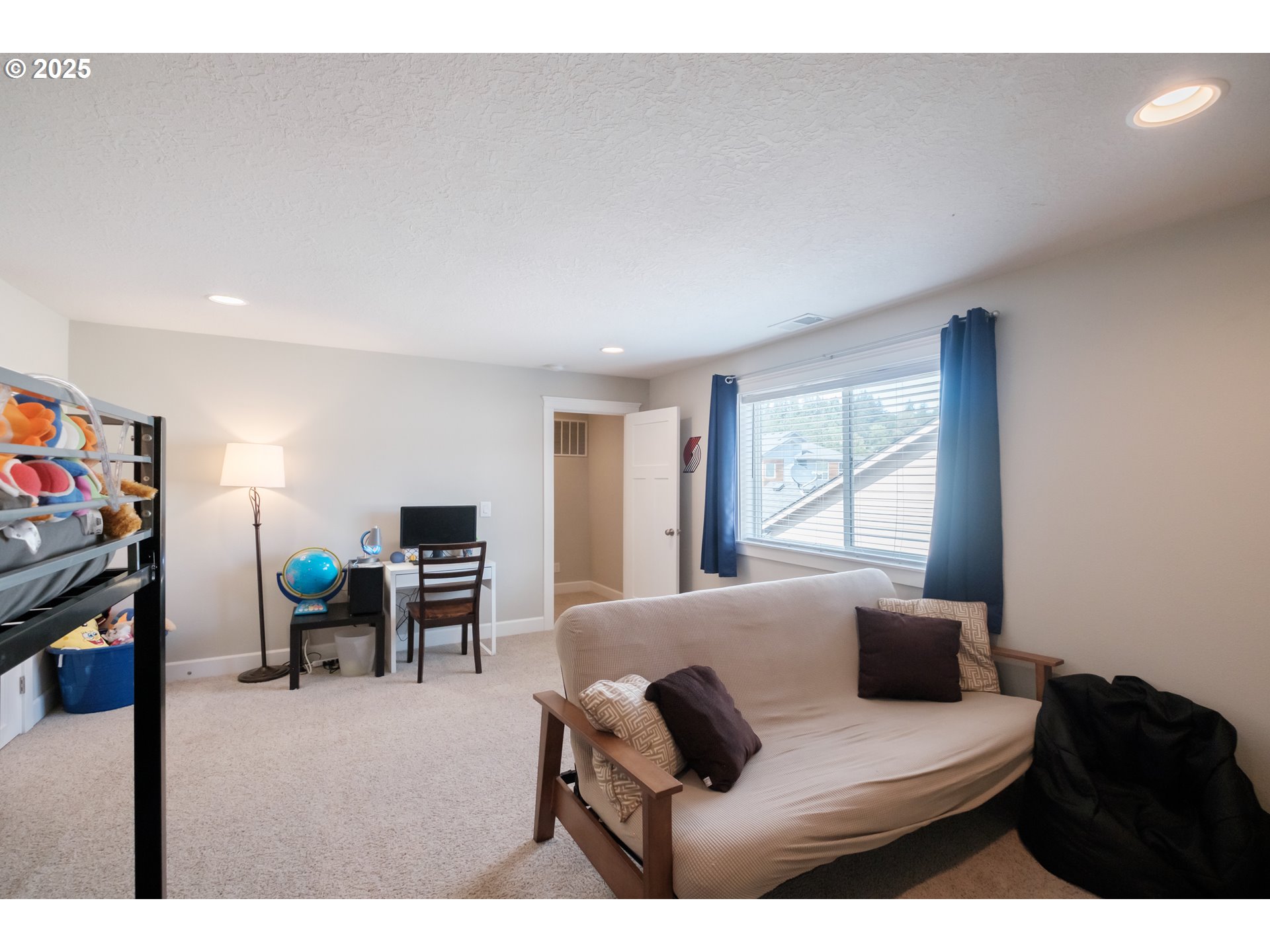 Turner, Oregon 97392, United States, 4 Bedrooms Bedrooms, ,2 BathroomsBathrooms,Residential,Pending,154465