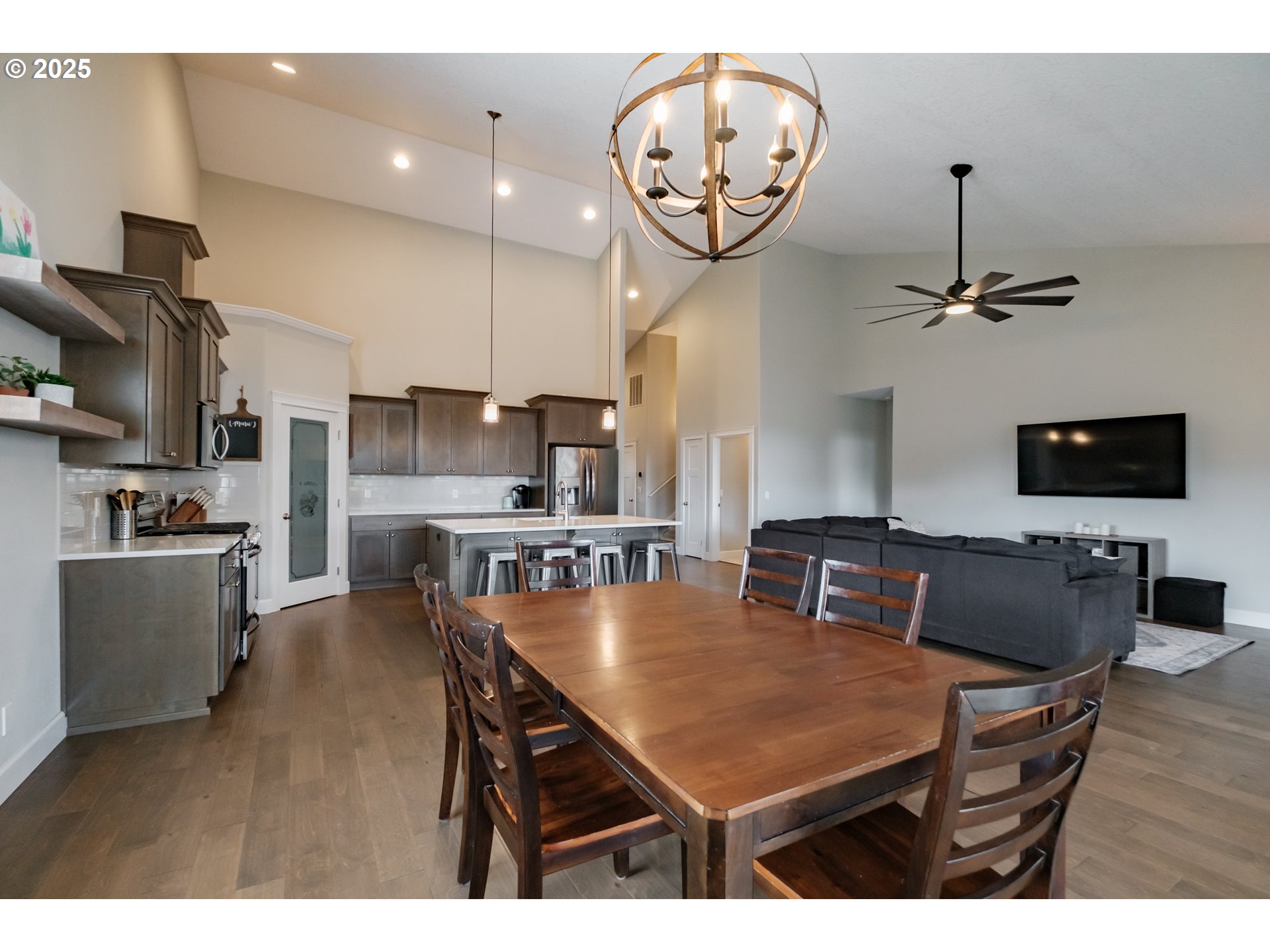 Turner, Oregon 97392, United States, 4 Bedrooms Bedrooms, ,2 BathroomsBathrooms,Residential,Pending,154465