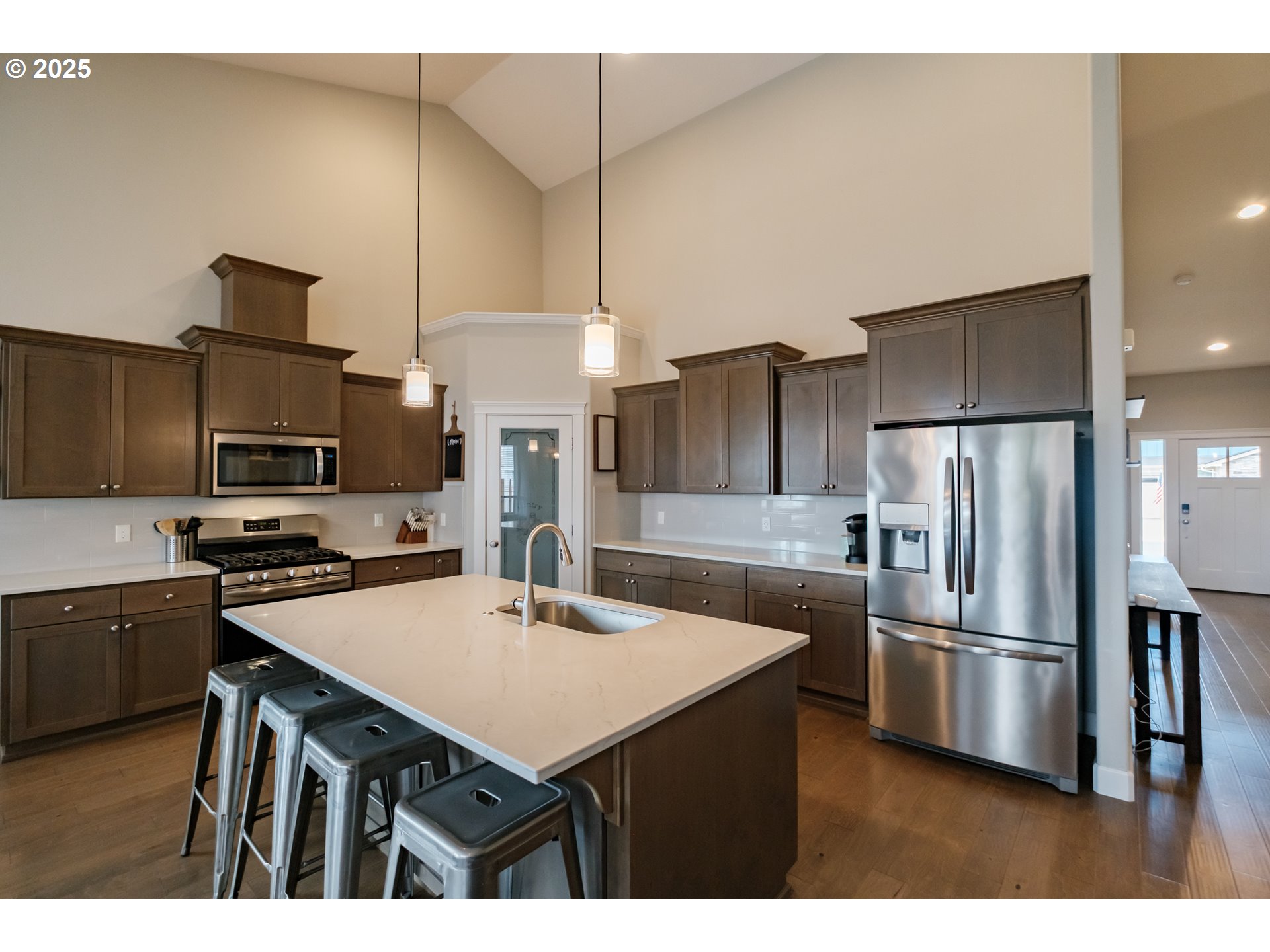 Turner, Oregon 97392, United States, 4 Bedrooms Bedrooms, ,2 BathroomsBathrooms,Residential,Pending,154465