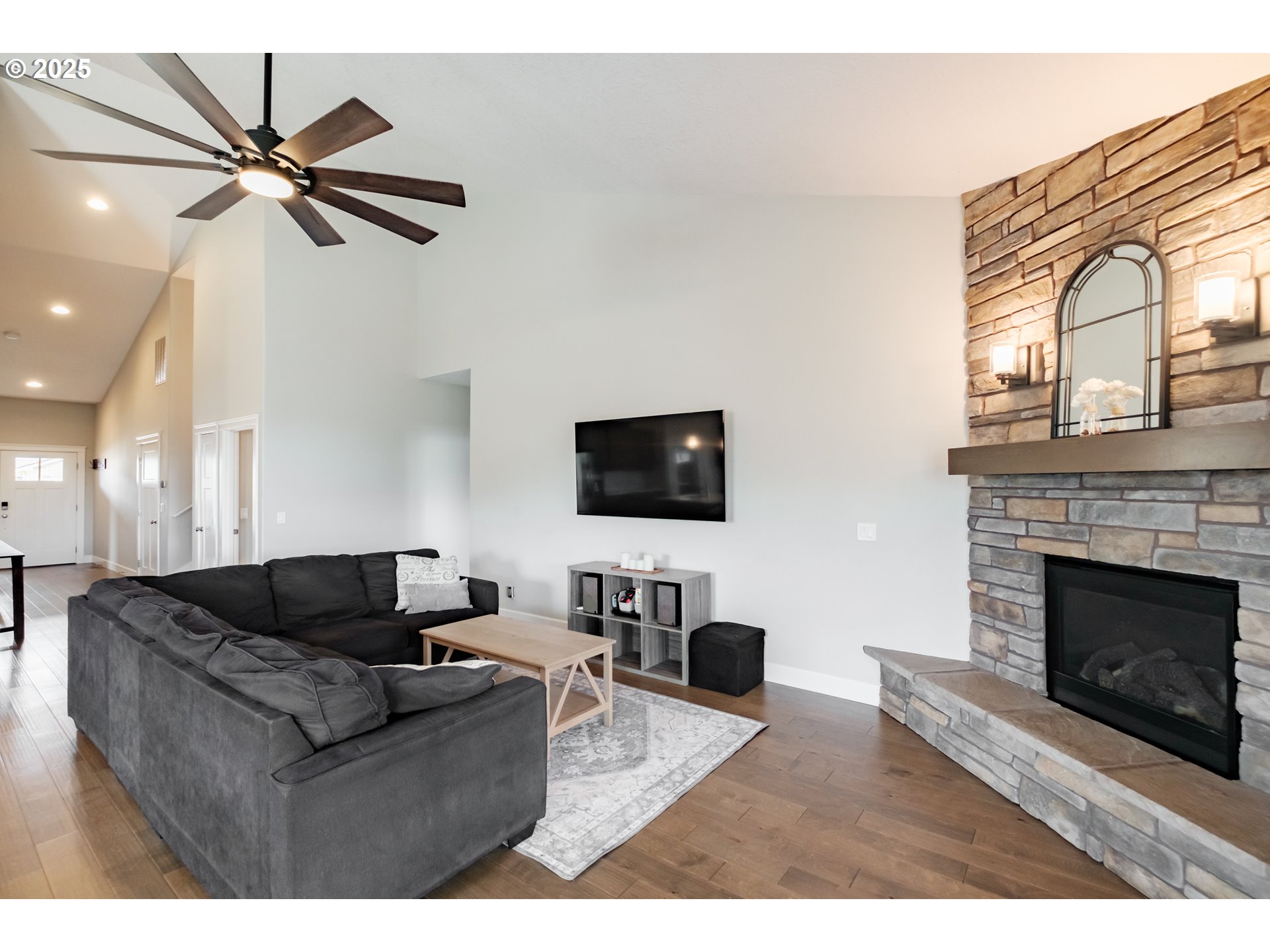 Turner, Oregon 97392, United States, 4 Bedrooms Bedrooms, ,2 BathroomsBathrooms,Residential,Pending,154465