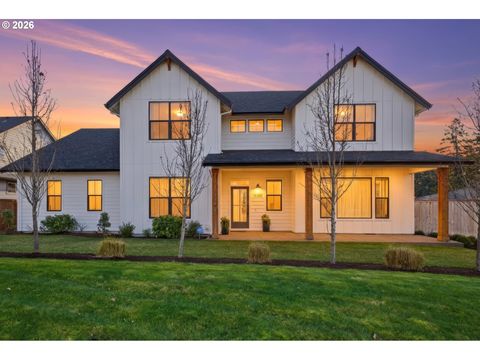 15268 HOLCOMB BLVD Oregon City OR 97045