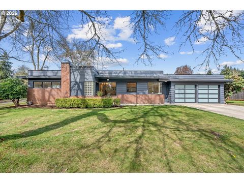 2607 SE VINEYARD WAY Milwaukie OR 97267