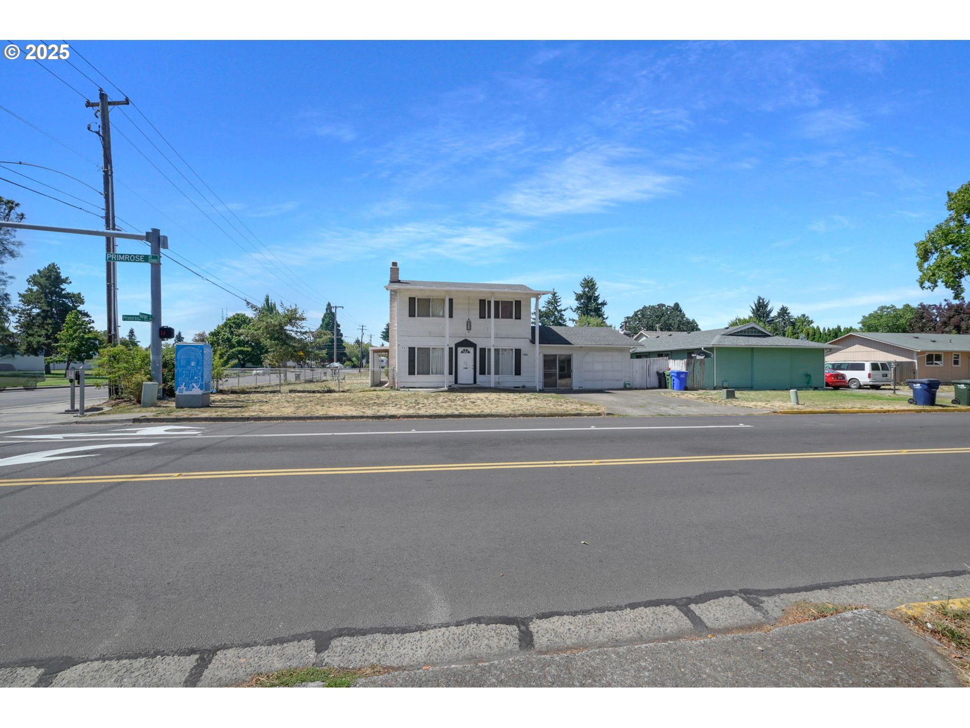 2010 PRIMROSE ST