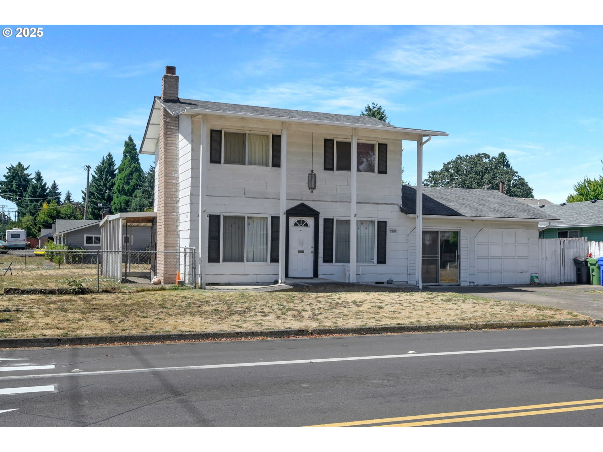 2010 PRIMROSE ST