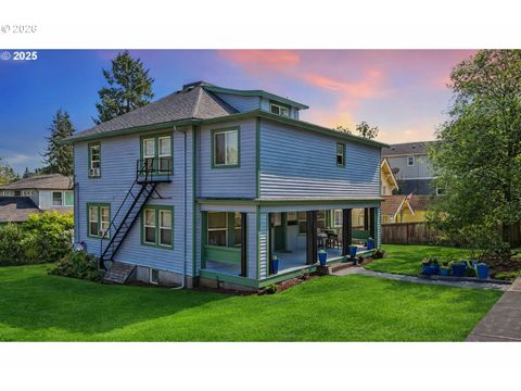 8410 SE 21ST AVE Portland OR 97202