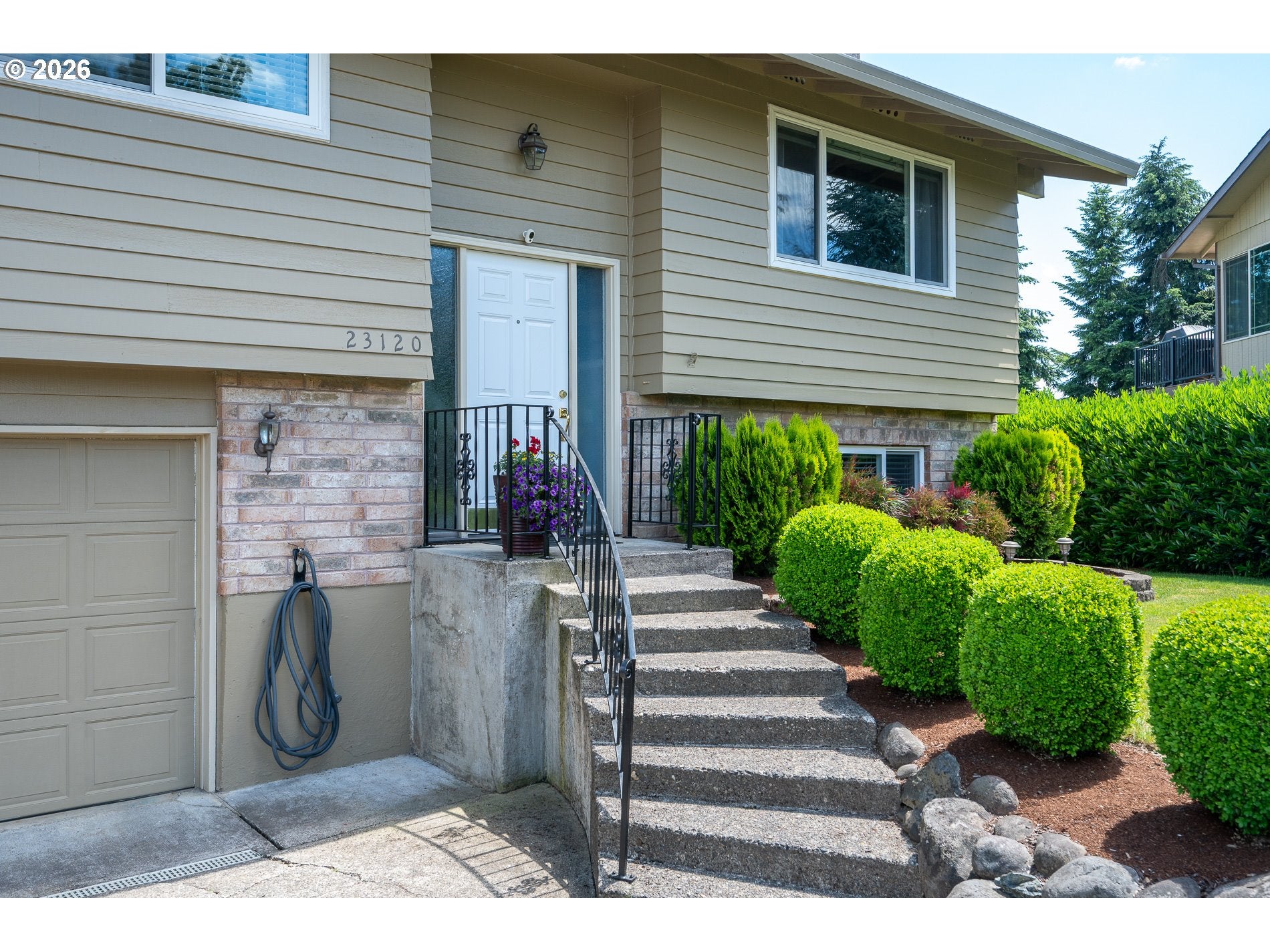 23120 SE NAOMI CT