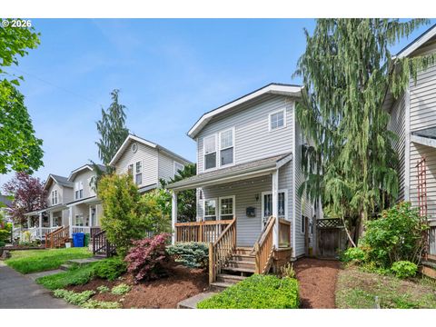 7633 N DRUMMOND AVE Portland OR 97217