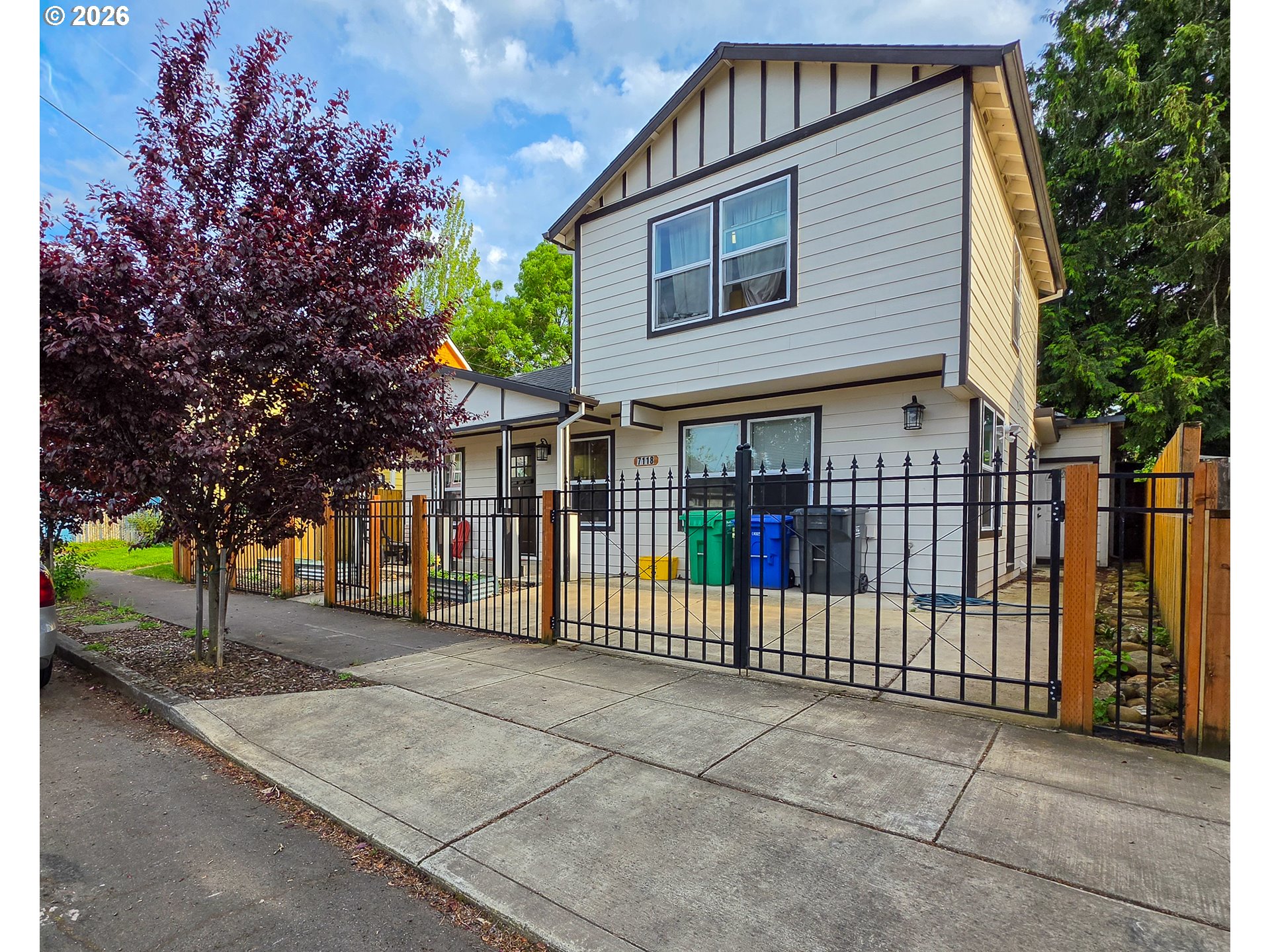 7118 SE MITCHELL CT