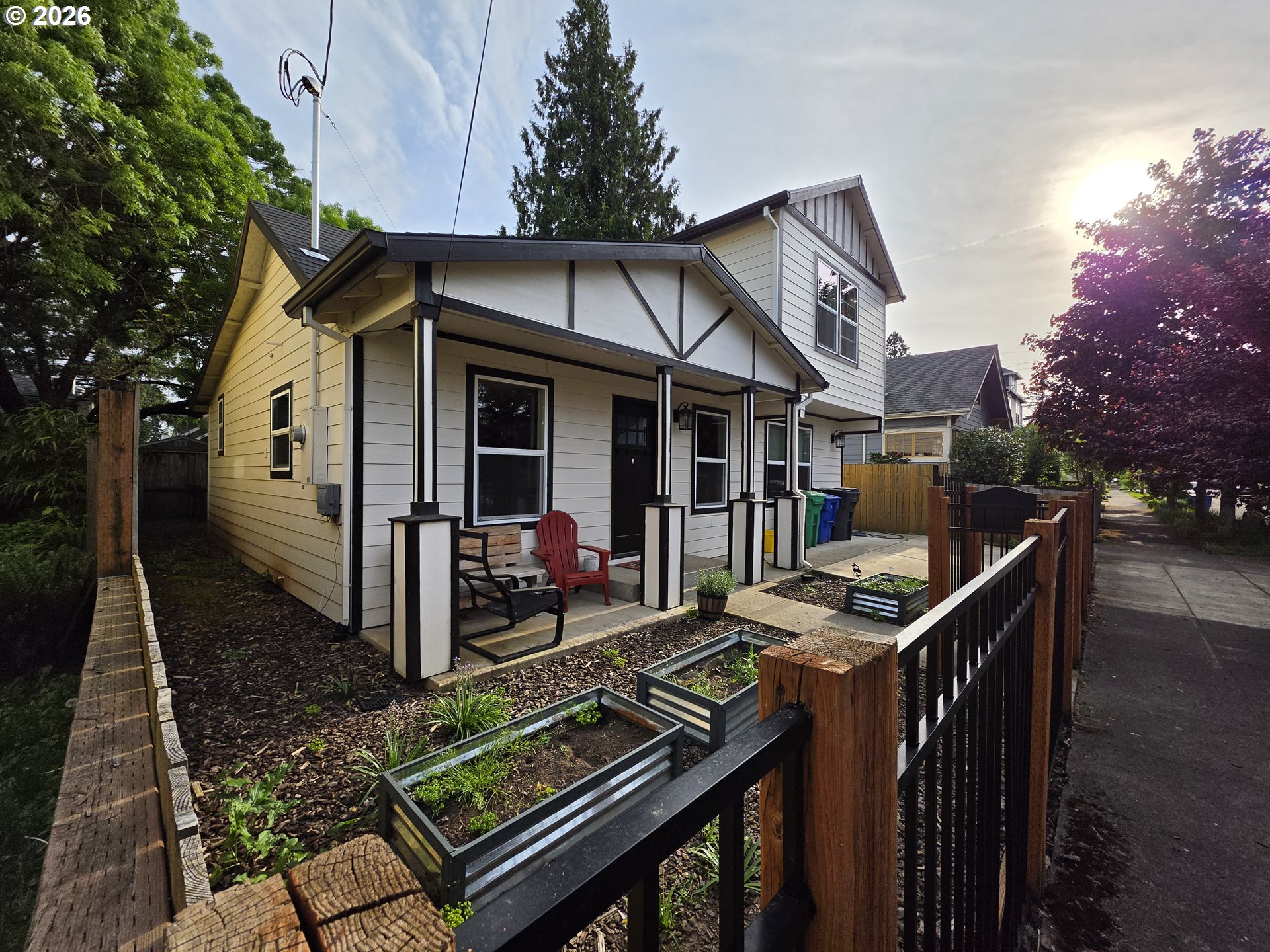 7118 SE MITCHELL CT